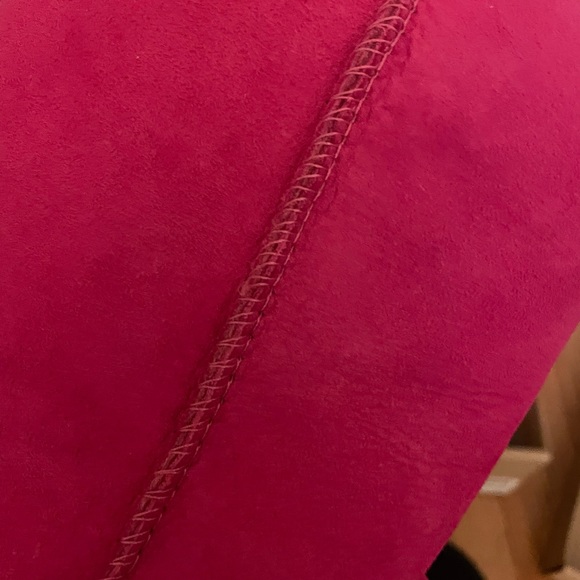 NWT UGG UGG
australla
W CLASSIC
SHORT
5825 W / MAG - Picture 8 of 8